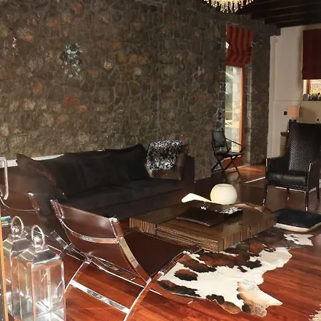 Livadi Luxurious Chalet For 8 Arachova
