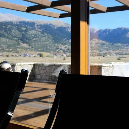 Livadi Luxurious Chalet For 8 Arachova